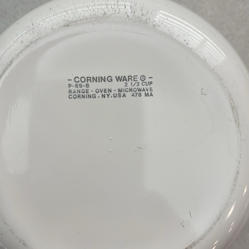 Corning Ware saucepot - Picture 3 of 3